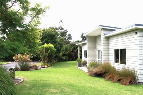Photo of property in 1 Pukeko Way, Whiritoa, Whangamata, 3691