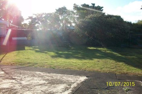 Photo of property in 3 Bedford Street, Te Atatu South, Auckland, 0610
