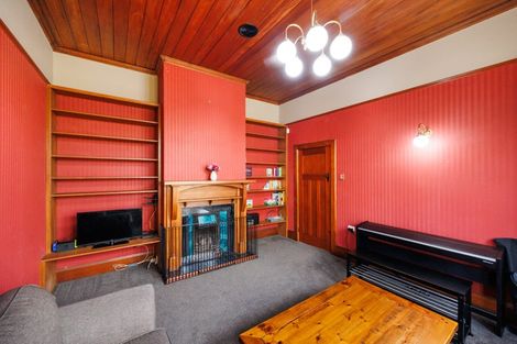 Photo of property in 16 Margaret Street, Roslyn, Palmerston North, 4414