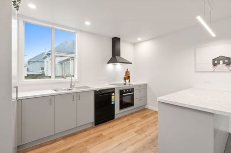 Photo of property in 5 Young Street, Saint Kilda, Dunedin, 9012