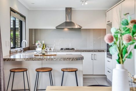 Photo of property in 15 Waltham Place, Rototuna North, Hamilton, 3210