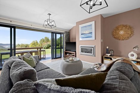 Photo of property in 64 Waipuka Road, Waimarama, Havelock North, 4294