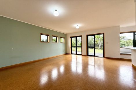Photo of property in 42 Roland Road, Greenhithe, Auckland, 0632
