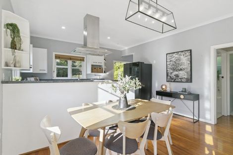 Photo of property in 14 Cecil Road, Tawa, Wellington, 5028