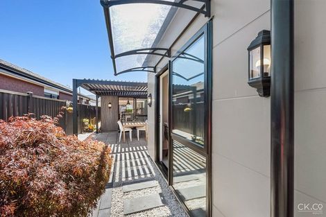 Photo of property in 15 Te Kaeaea Crescent, Wallaceville, Upper Hutt, 5018