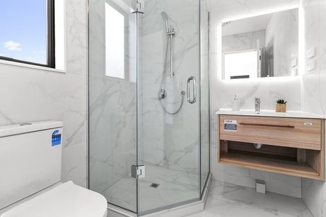 Photo of property in 20f Fairdene Avenue, Henderson, Auckland, 0610