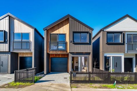 Photo of property in 9 Tiller Street, Hobsonville, 0616