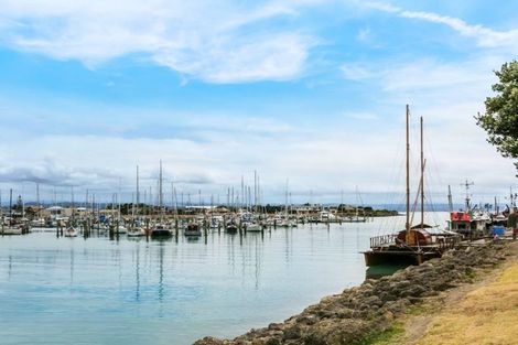 Photo of property in 11/26 West Quay, Ahuriri, Napier, 4110