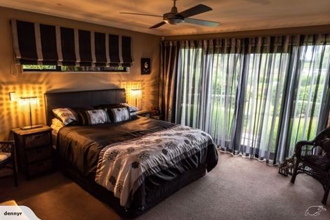 Photo of property in 9 Wylie Road, Foxton Beach, Foxton, 4891