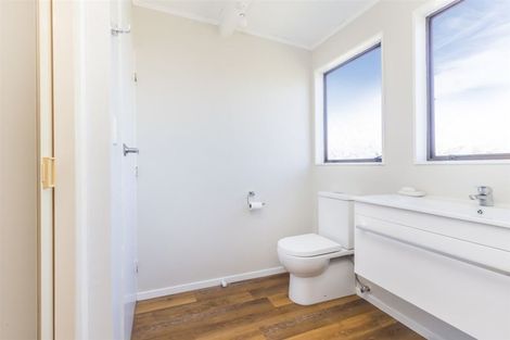 Photo of property in 19 Observatory Close, Whitby, Porirua, 5024
