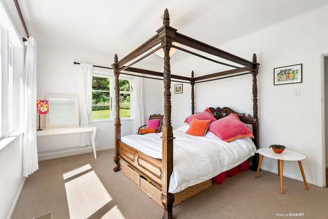 Photo of property in 18 Creswick Terrace, Northland, Wellington, 6012