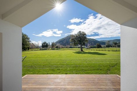 Photo of property in 51 Pigeon Valley Road, Wakefield, 7025