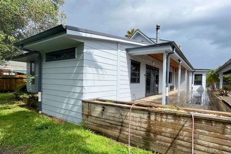 Photo of property in 30 Queen Street, Riverhead, 0820