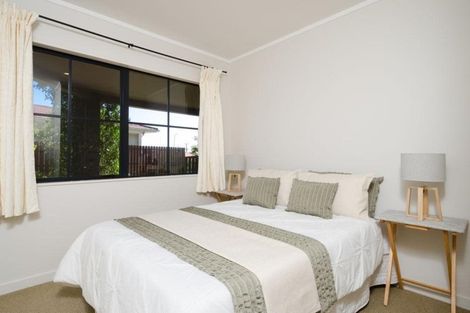 Photo of property in 77a Mcleod Road, Te Atatu South, Auckland, 0610