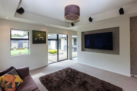 Photo of property in 44 Birkdale Drive, Shirley, Christchurch, 8061