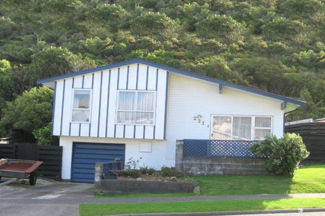 Photo of property in 221 Major Drive, Kelson, Lower Hutt, 5010