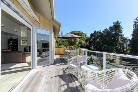 Photo of property in 15 Shortland Street, Lower Vogeltown, New Plymouth, 4310