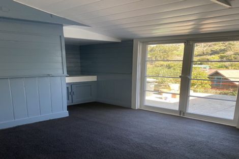 Photo of property in 26 Selwyn Road, Lyttelton, 8082