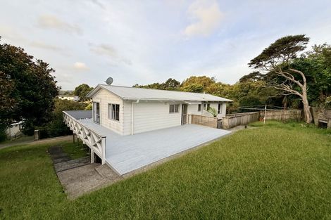 Photo of property in 21 William Hadlow Place, Hatfields Beach, Orewa, 0931