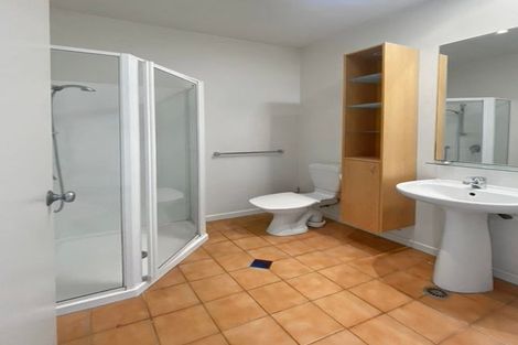 Photo of property in 140/2 Armoy Drive, East Tamaki, Auckland, 2016