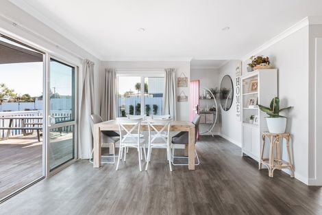 Photo of property in 12 Mcdonnell Street, Omokoroa, 3114