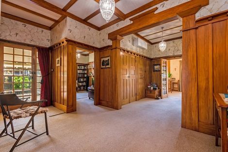 Photo of property in 379 Featherston Street, Palmerston North, 4414