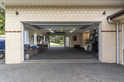 Photo of property in 26b Awhiorangi Promenade, Swanson, Auckland, 0816