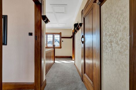 Photo of property in 6 Ridge Lane, New Plymouth, 4310