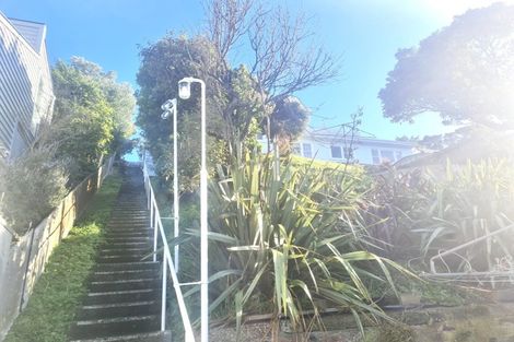 Photo of property in 59a Kainui Road, Hataitai, Wellington, 6021