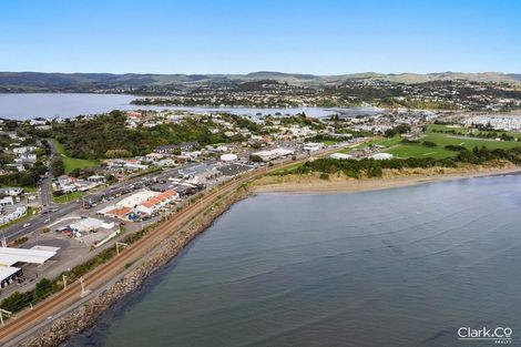 Photo of property in 8/24 Acheron Road, Paremata, Porirua, 5026