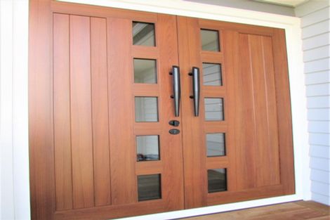 Photo of property in 14 Cessna Way, Newlands, Wellington, 6037