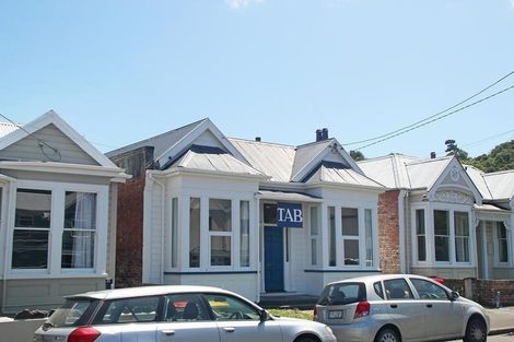 Photo of property in 120 Harbour Terrace, North Dunedin, Dunedin, 9016