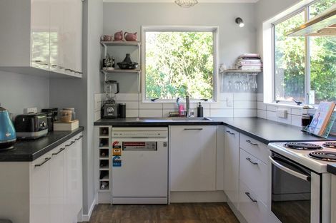 Photo of property in 8/2 Burdendale Grove, Churton Park, Wellington, 6037