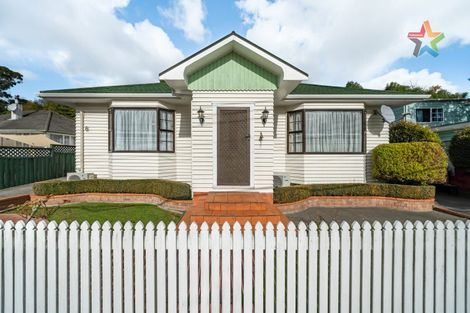 Photo of property in 8 Hawthorn Crescent, Stokes Valley, Lower Hutt, 5019
