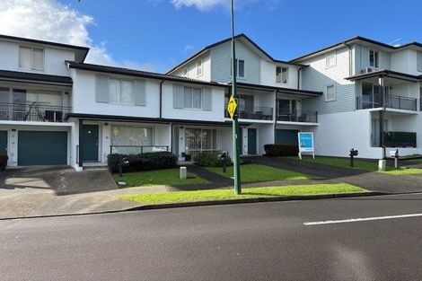 Photo of property in 5 Opito Way, East Tamaki, Auckland, 2013