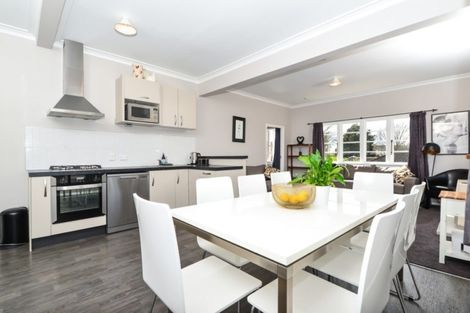 Photo of property in 587 Bank Street, Te Awamutu, 3800