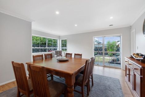 Photo of property in 27 Madill Road, St Andrews, Hamilton, 3200