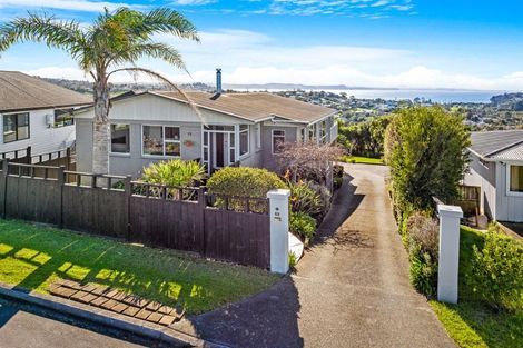 Photo of property in 69 Wade River Road, Stanmore Bay, Whangaparaoa, 0932