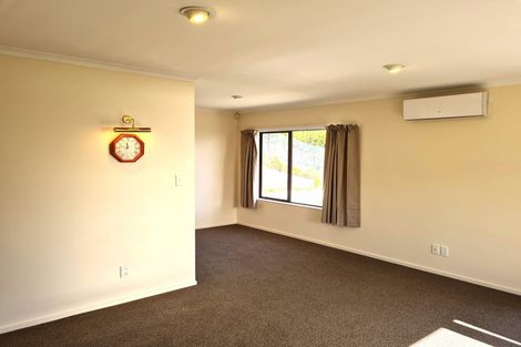 Photo of property in 9b Fraser Avenue, Johnsonville, Wellington, 6037