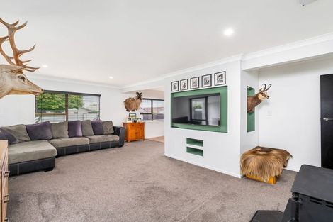 Photo of property in 25 Westfield Avenue, Templeton, Christchurch, 8042