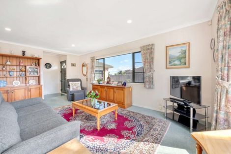 Photo of property in 19 Limerick Place, Dannemora, Auckland, 2016