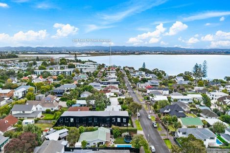 Photo of property in 18b St Michaels Avenue, Point Chevalier, Auckland, 1022