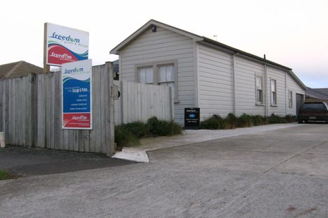 Photo of property in 626 Featherston Street, Roslyn, Palmerston North, 4414