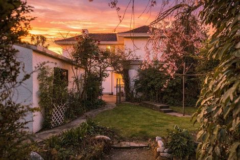 Photo of property in 17 Hamilton Avenue, Ilam, Christchurch, 8041