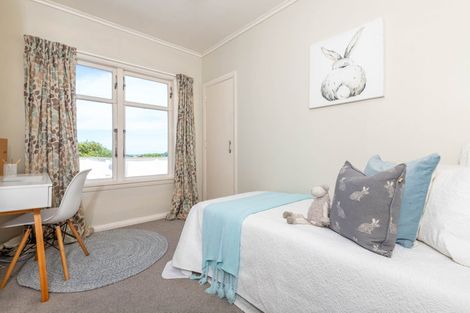 Photo of property in 9 Birch Street, Johnsonville, Wellington, 6037