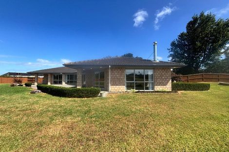 Photo of property in 27 Williams Road, Glenbrook, Waiuku, 2681