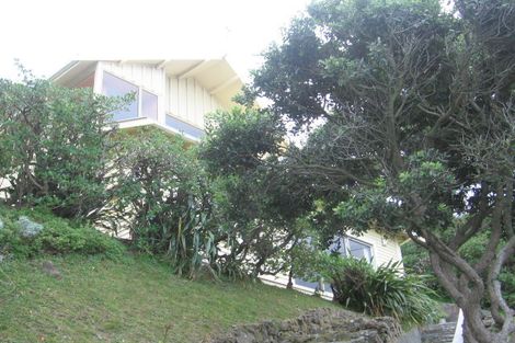 Photo of property in 140 The Esplanade, Houghton Bay, Wellington, 6023