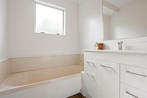 Photo of property in 70 Taylor Avenue, Te Awamutu, 3800