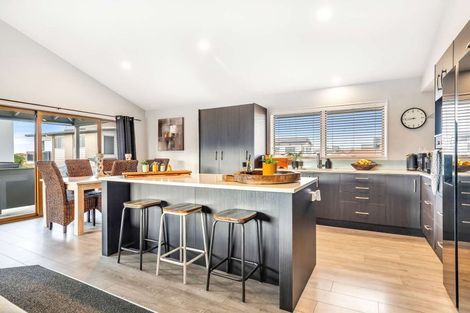 Photo of property in 910b Papamoa Beach Road, Papamoa Beach, Papamoa, 3118