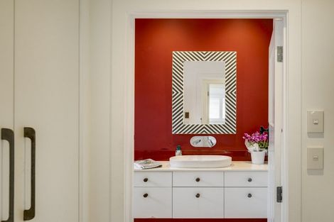 Photo of property in 132 Waghorne Street, Ahuriri, Napier, 4110